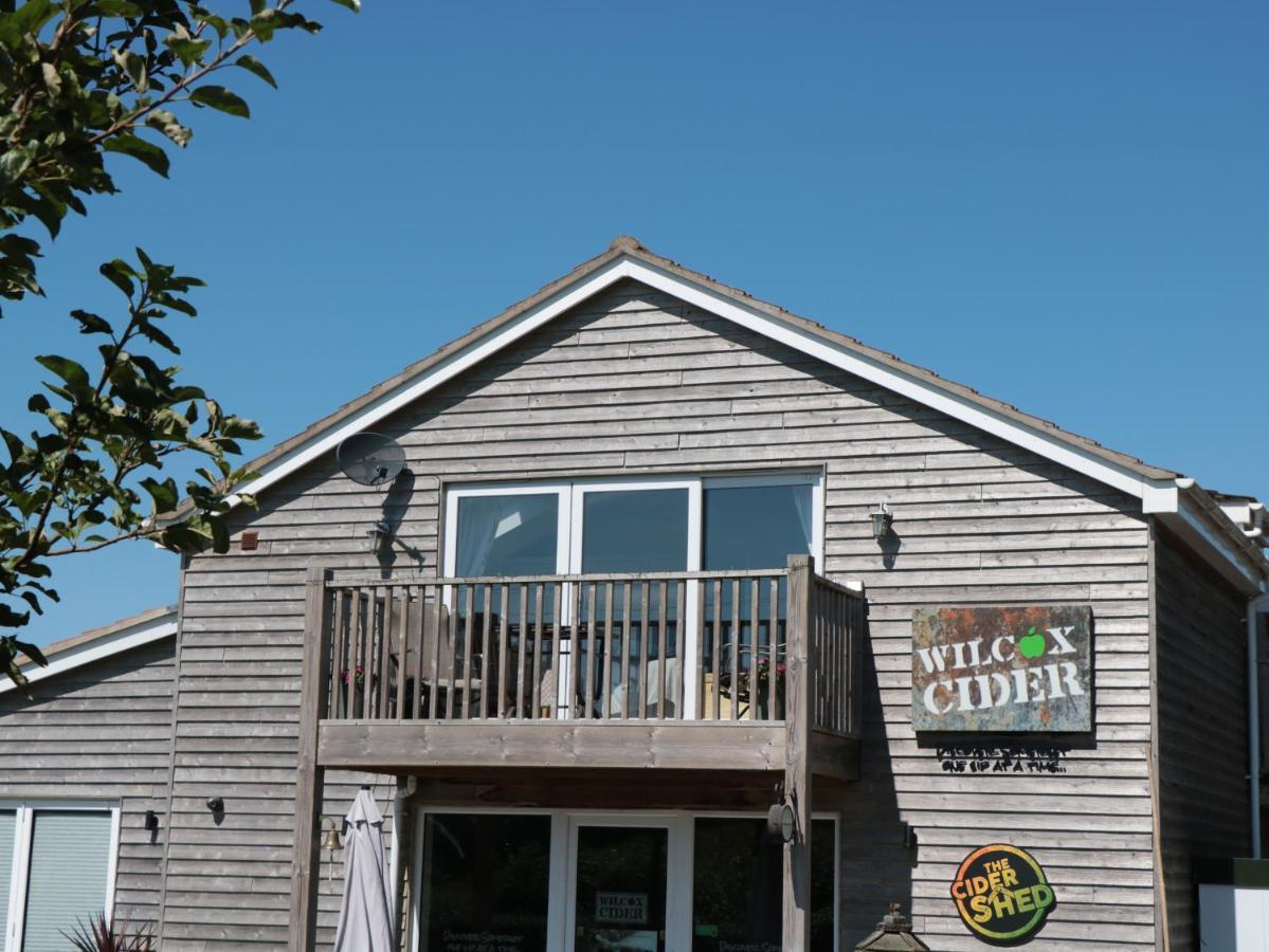 The Cider Shed Apartman Winscombe Kültér fotó