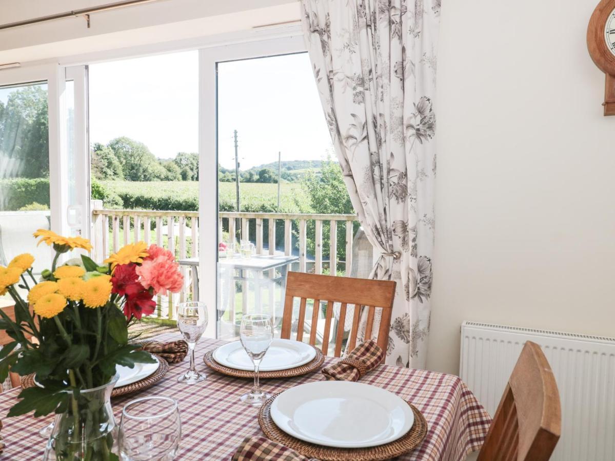 The Cider Shed Apartman Winscombe Kültér fotó